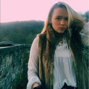 Meet your Posher, Anna